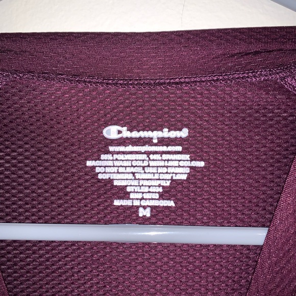 Champion tee shirt - Picture 2 of 2